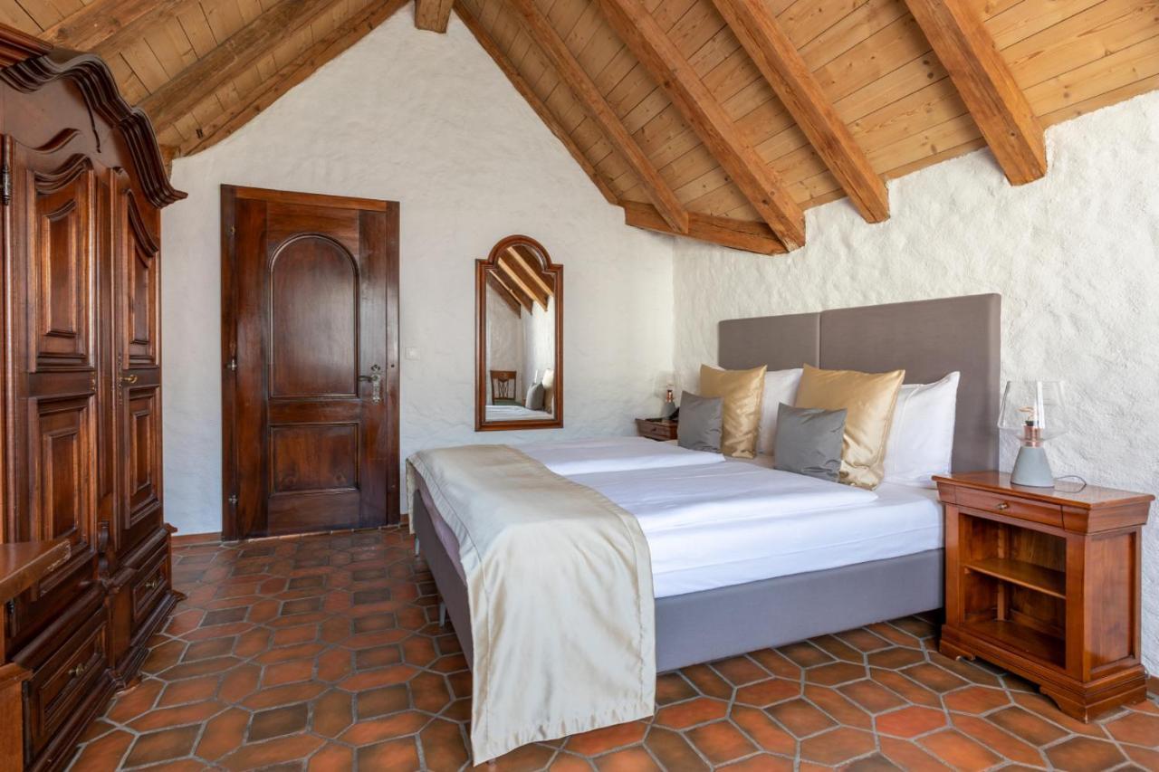 Hotel Swiss-chalet Merlischachen - Romantik Schloss-hotel Am 4*